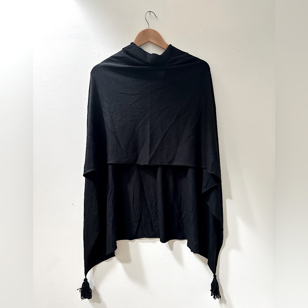 BIARRITZ Silk Cashmere Shawl Black NWT